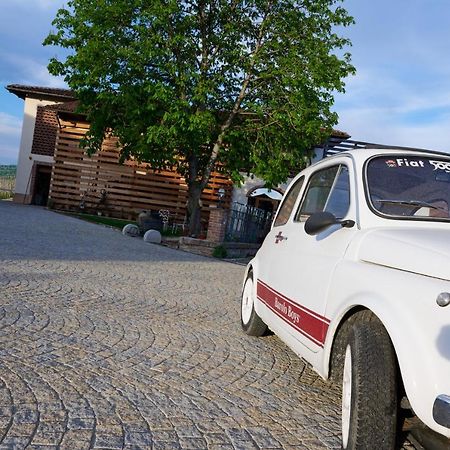 Agriturismo Cascina Sciulun Monforte dʼAlba Exterior foto