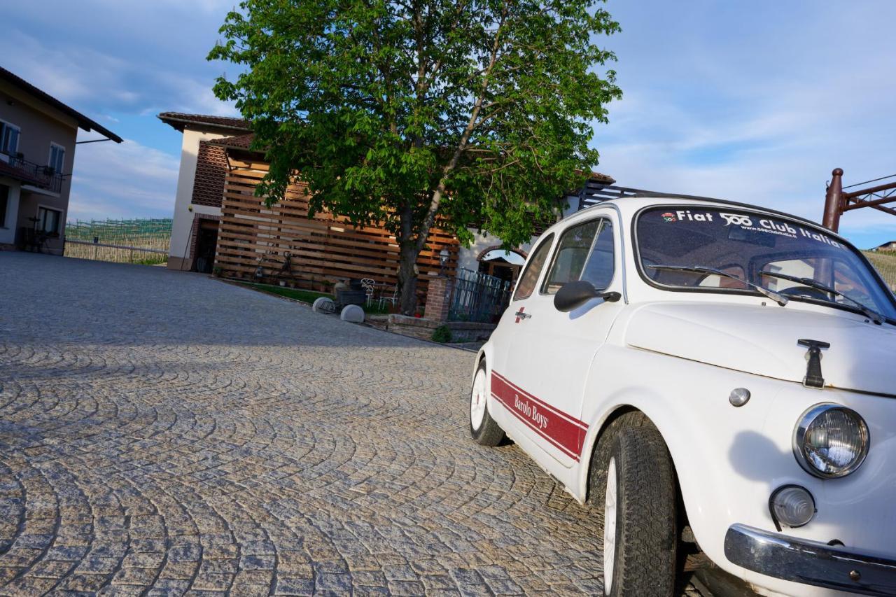 Agriturismo Cascina Sciulun Monforte dʼAlba Exterior foto